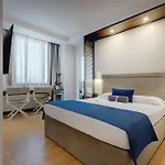 Fly Deco Hotel 4*
